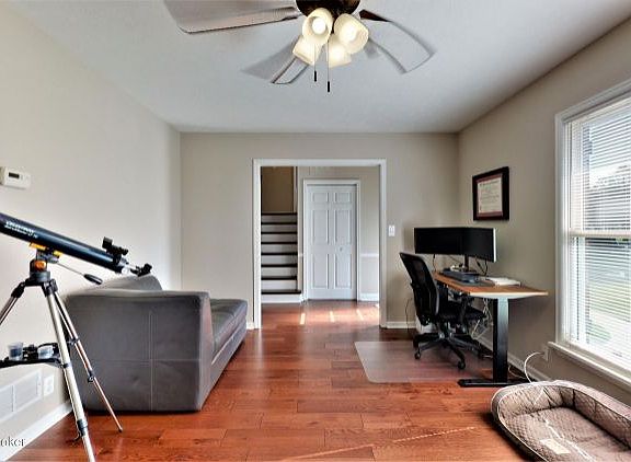 3rd image of 10703 Brentford Pl