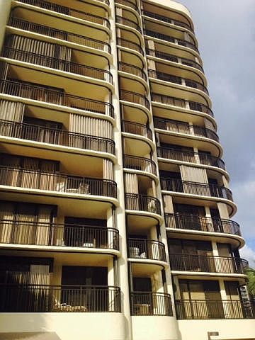 1st image of 2427 Presidential Way APT 302