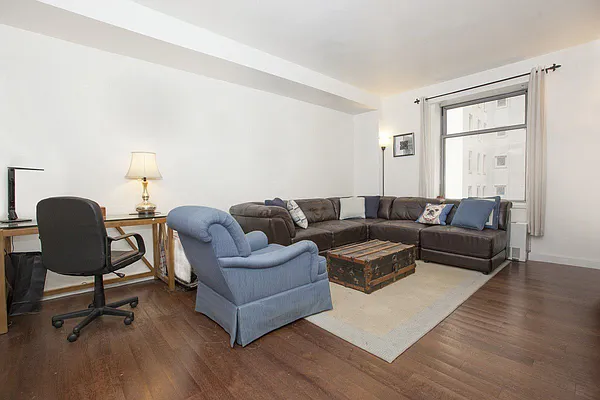 Rented by Nest Seekers International | media 14
