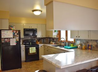 107 Fairview Ct, Fairwater, WI 53931