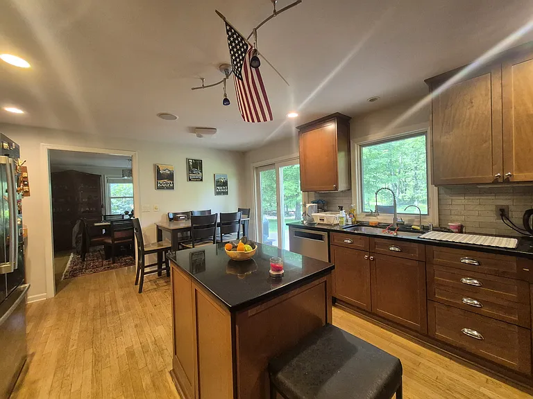 205 Long Hill Dr — Photo 7