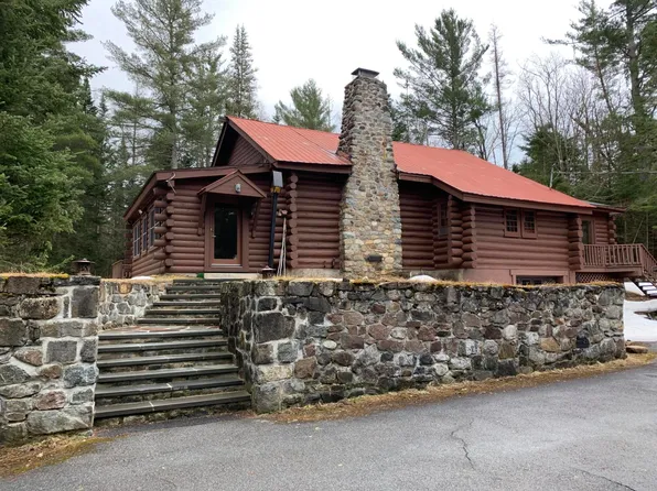 4931 State Route 28n, Newcomb, NY 12852