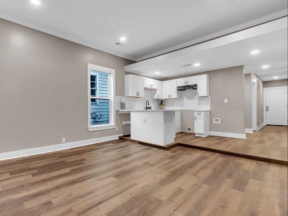 3rd image of 2107 Elzey Ave