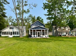 4288 Longpoint Dr, Cheboygan, MI 49721