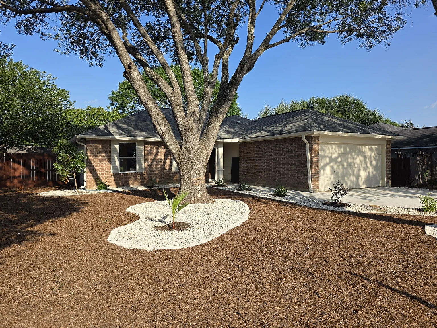 26041 - 11602 Maybach Dr - 1 — Photo 2