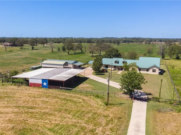 6028 State Highway 30 W, Bedias, TX 77831
