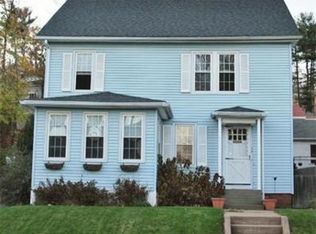 129 Hillside Ave, Holyoke, MA 01040