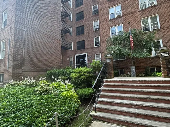 120-12 85th Avenue #3A, Kew Gardens, NY 11415