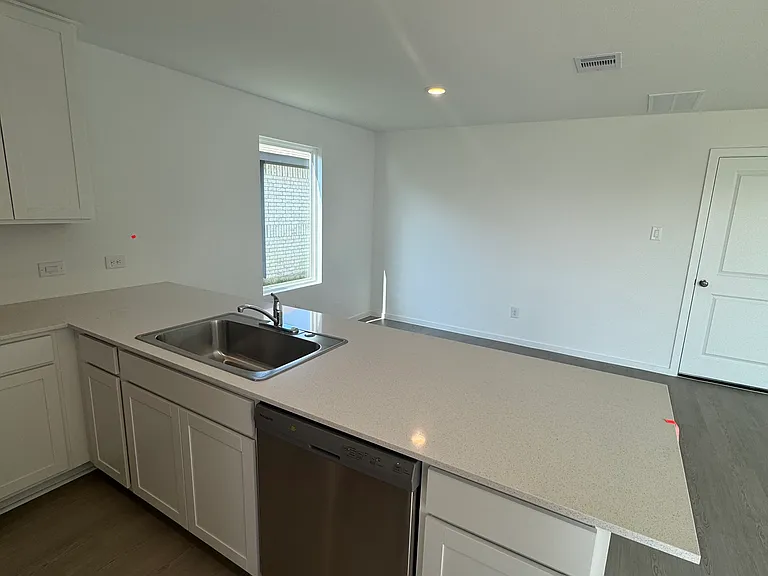 21719 Springhill Grv — Photo 2