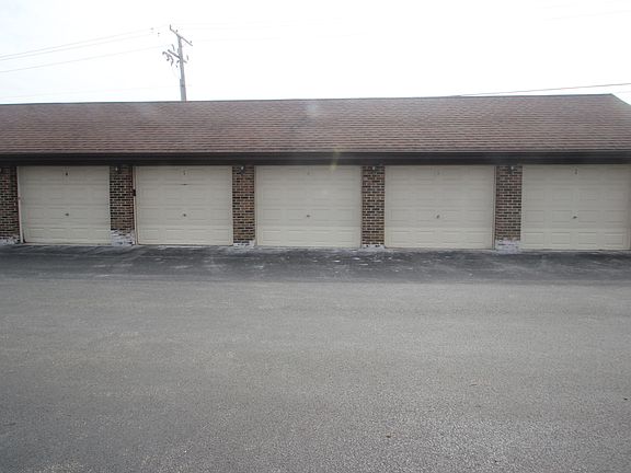 3rd image of 14033 S Laramie Ave #424