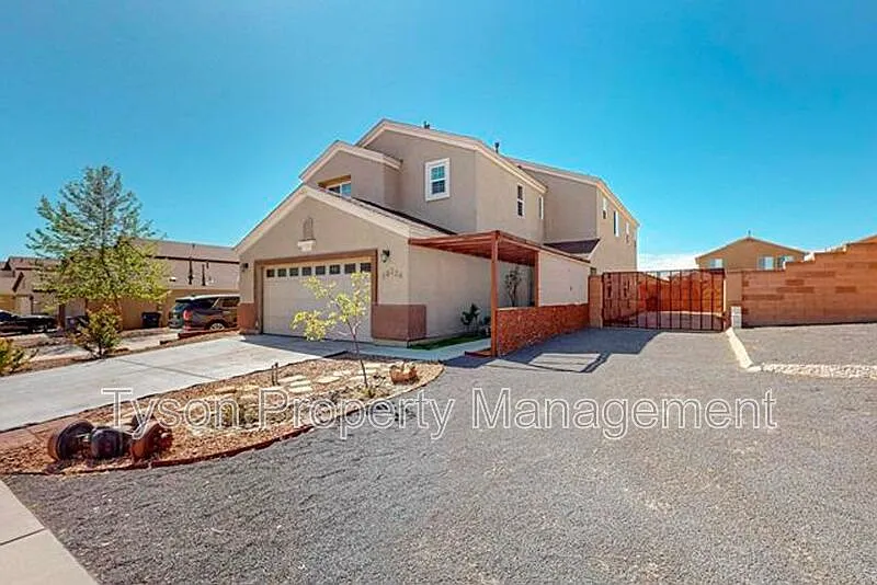 4 bed, 3.0 bath, 2794 sqft, $2,395 — Photo 2