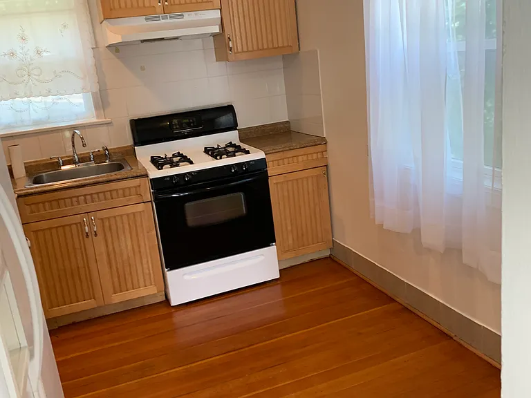 2604 Fair Oak Ln #B — Photo 7