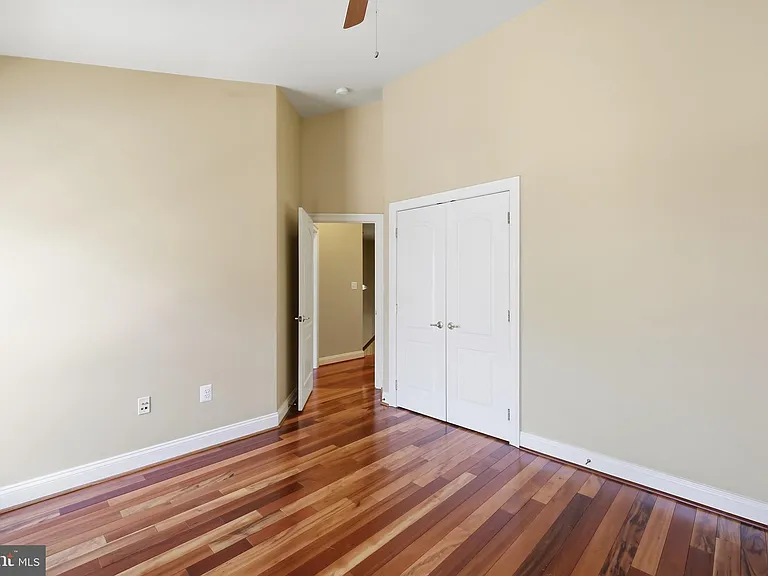 6403 Velliety Ln — Photo 48