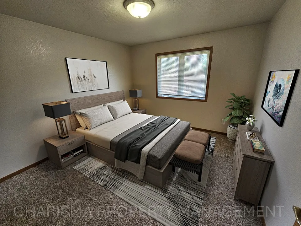 340 N Main Avenue — Photo 4