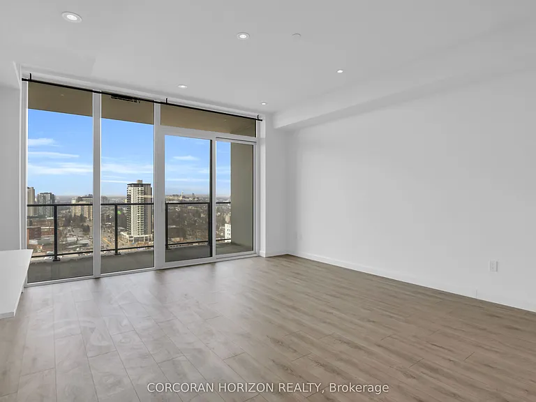 741 King St W #1711 — Photo 10