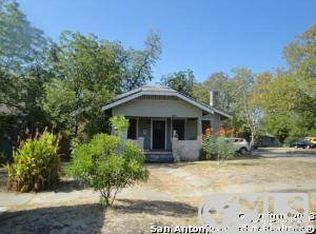 1450 W Woodlawn Ave, San Antonio, TX 78201