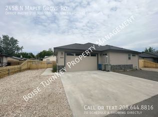 2458 N Maple Grove Rd, Boise, ID 83713