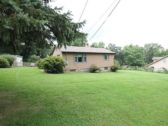 2nd image of 292 Shady Ln