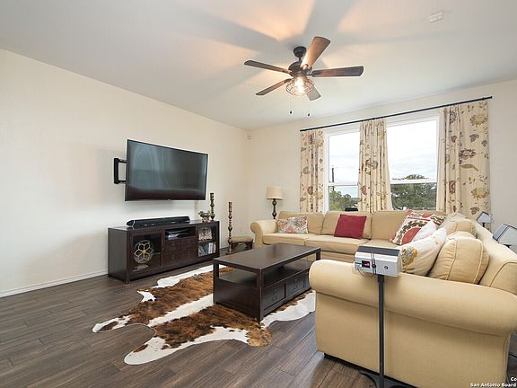 4th image of 439 SALZ WAY