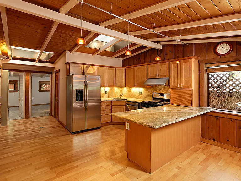 311 Midland Ave — Photo 4