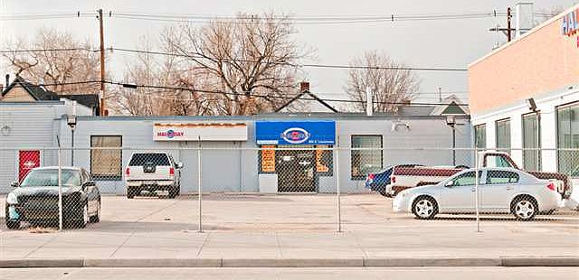 2nd image of 502 E Lincolnway
