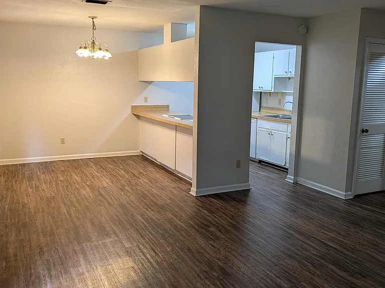 671 Holyoke Ct #A — Photo 3