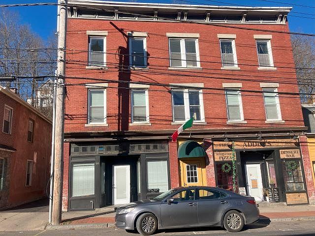 1st image of 101 Center St APT F
