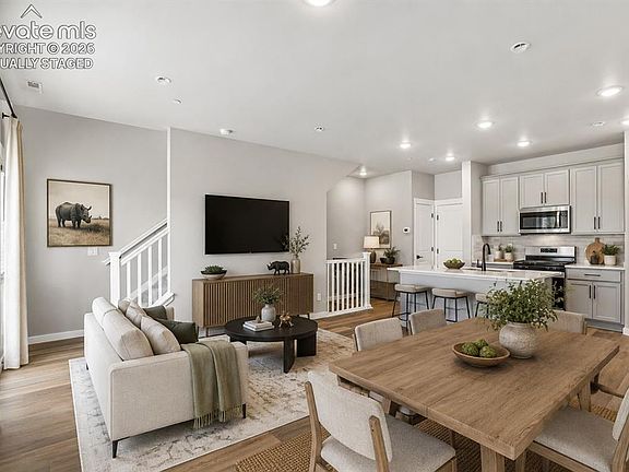 4th image of 1427 Ducett Hts
