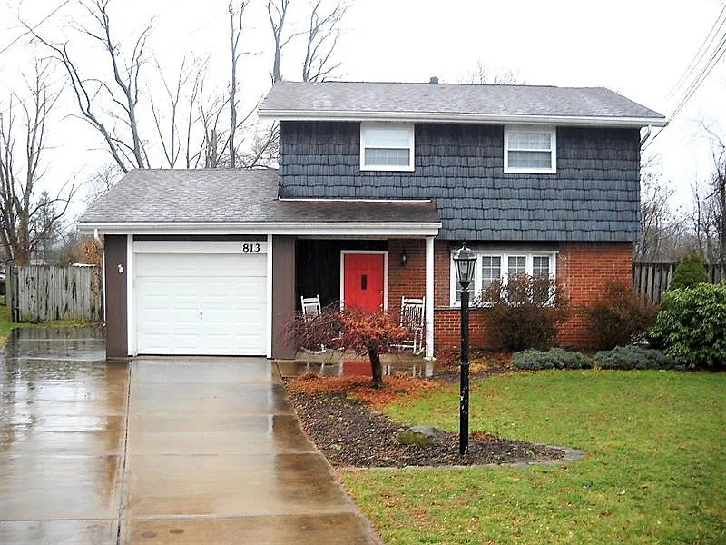 813 Cranberry Dr photo 1