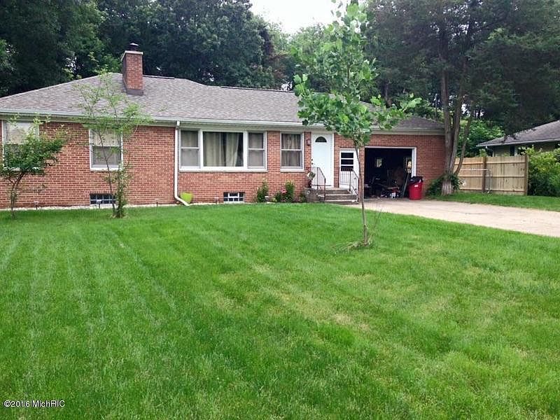 1st image of 135 S Lauderdale Dr