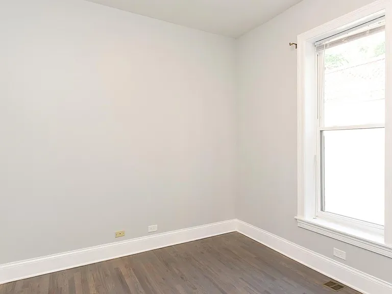 1713 W Julian St #1R — Photo 15