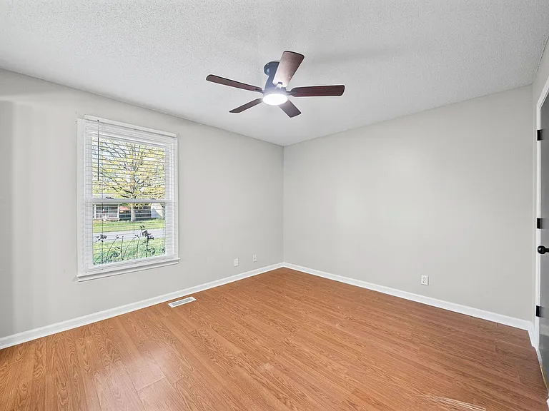 194 Bob White Dr — Photo 17