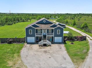 13659 Todd Rd, Winnie, TX 77665