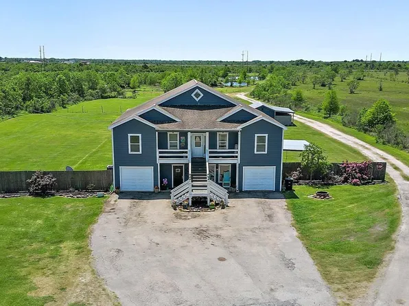 13659 Todd Rd, Winnie, TX 77665