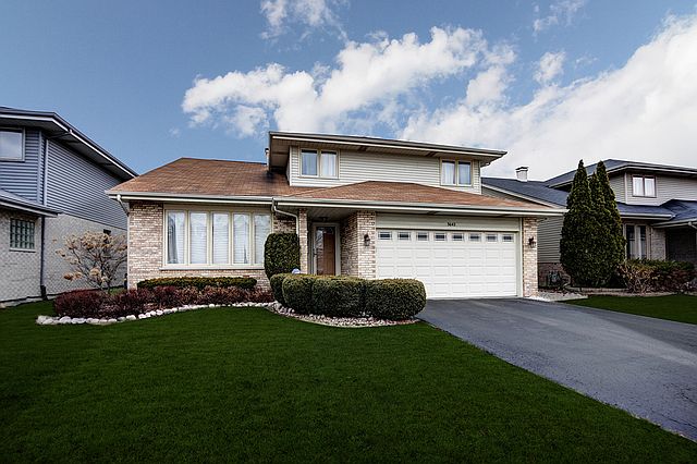 1st image of 3642 Deer Park Dr