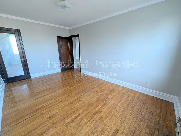 3862 S Spring Ave #3E — Photo 10