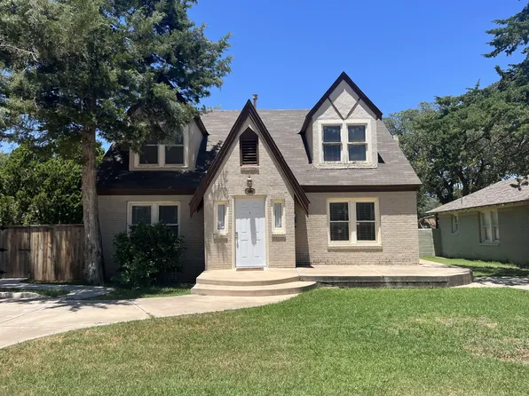 2704 21st St, Lubbock, TX