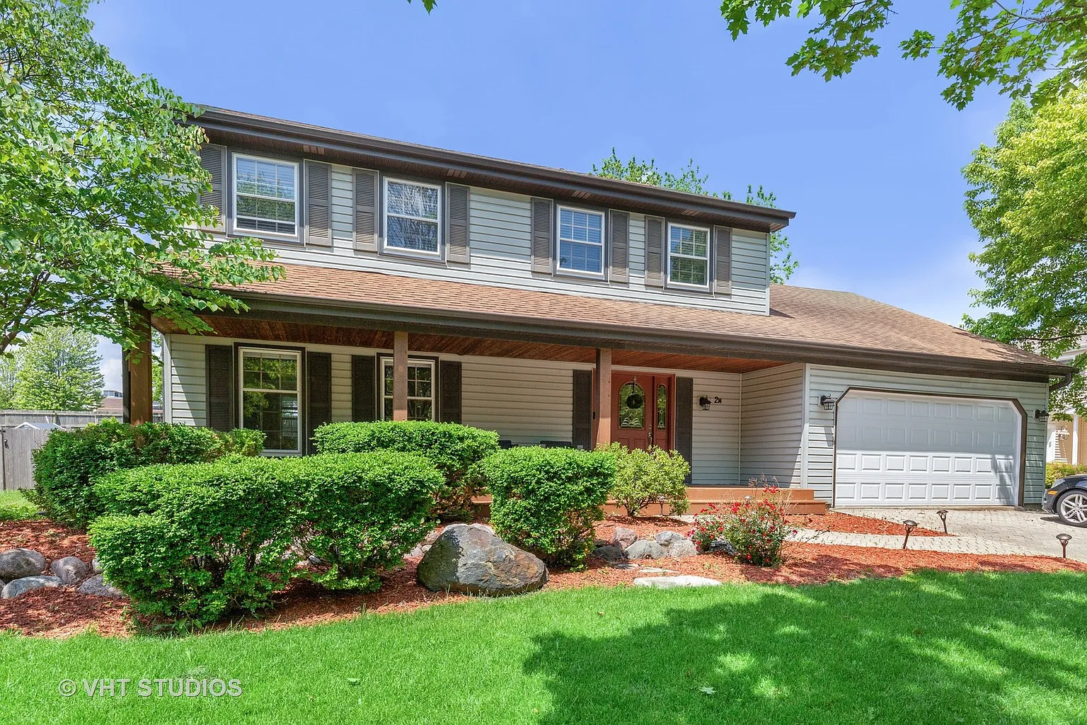 2 N Cambridge Dr photo 1