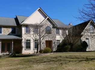 6496 Eichler Cir, Coopersburg, PA 18036