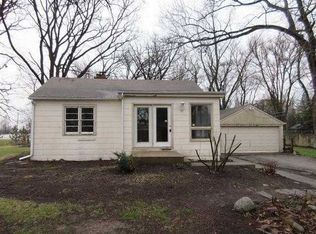 4514 Linden Ave, Algonquin, IL 60102