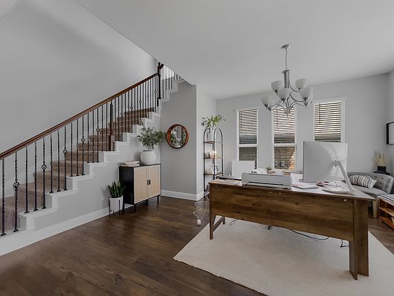 3rd image of 3529 Beaumont Dr
