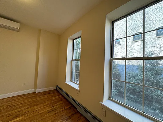 Rented by Pear NYC LLC | media 17