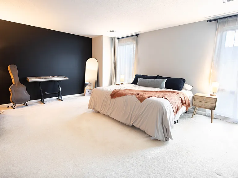 1138 Riverbend Club Dr SE — Photo 12