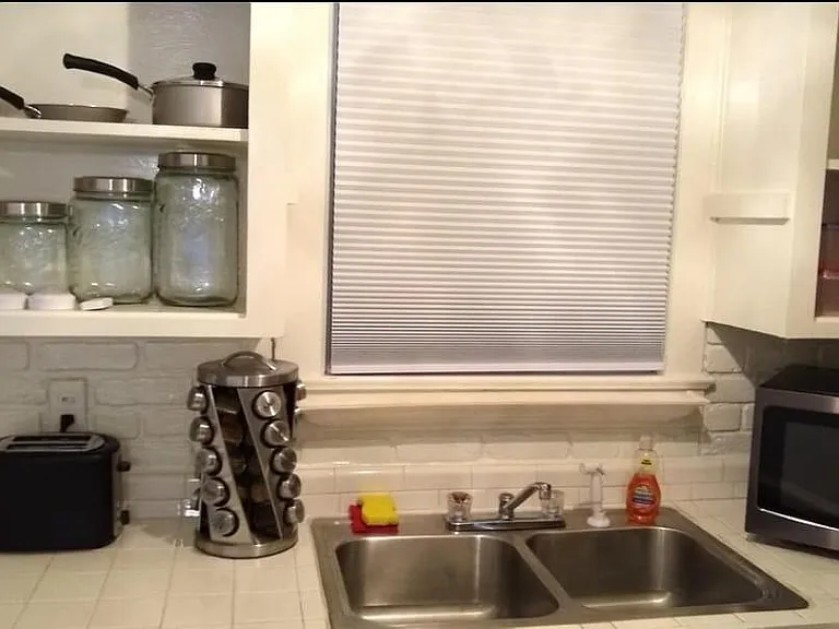 646 Kentucky St — Photo 2