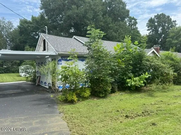 2082 Taylor St, Milan, TN 38358