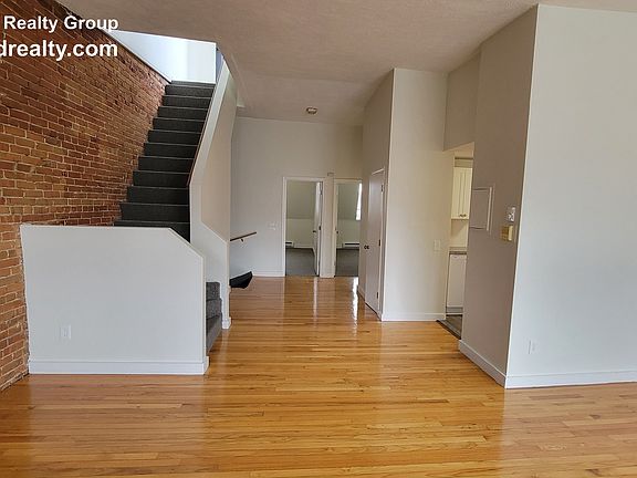 4th image of 698 Tremont St APT 5