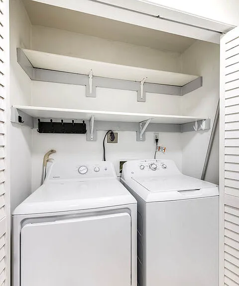 441 N Oakhurst Dr #203 — Photo 14