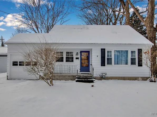79 Buffalo Rd, East Aurora, NY 14052