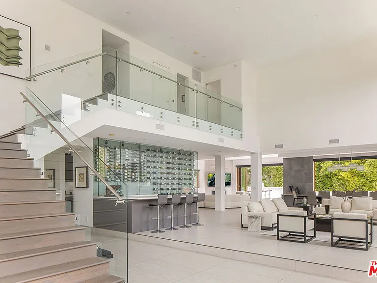 12443 W Sunset Blvd — Photo 12