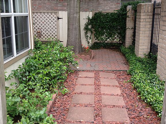 2nd image of 15627 Meadow Village Dr